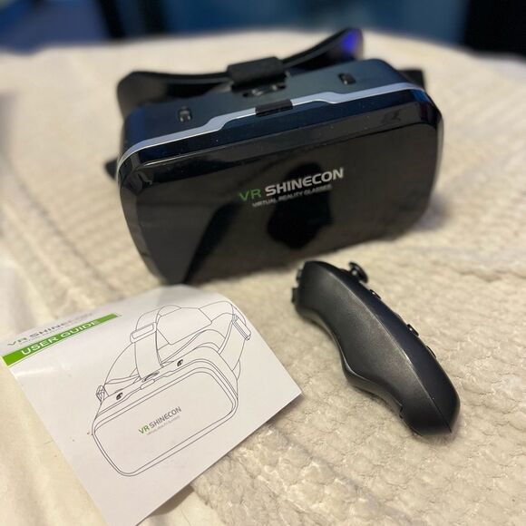 VR headset - Picture 2 of 7